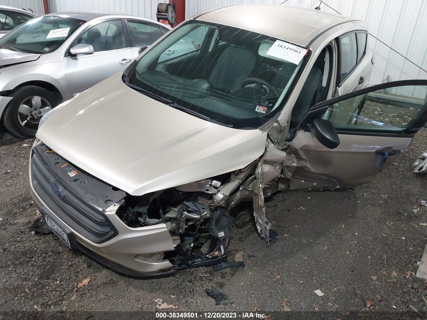 VIN 1FMCU0F7XHUB96874 2017 FORD ESCAPE S