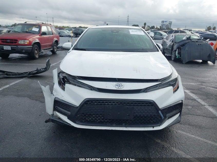 VIN JTDT4MCE0MJ068623 2021 TOYOTA COROLLA XSE