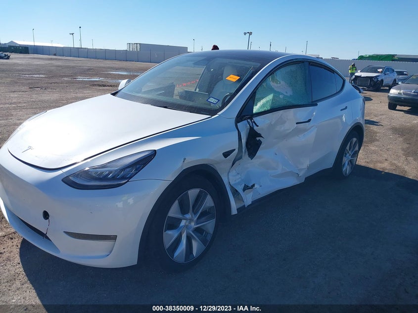 VIN 7SAYGDEE2PA093089 2023 TESLA MODEL Y AWD/LONG RANGE DUAL MOTOR ALL-WHEEL DRIVE