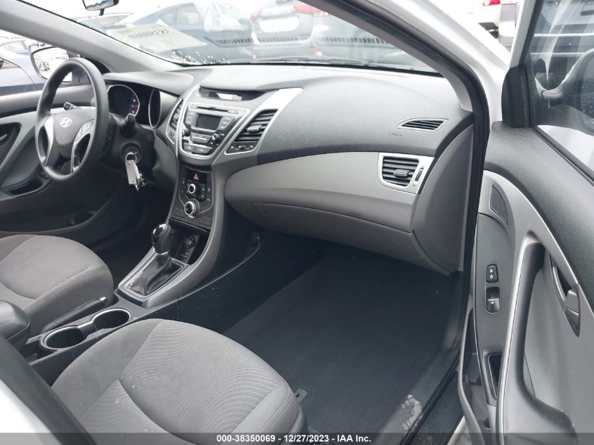 2016 HYUNDAI ELANTRA SE - 5NPDH4AE9GH732460
