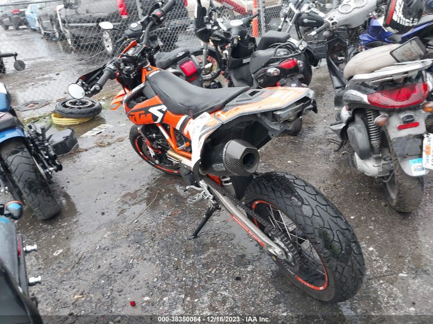 2021 KTM 690 SMC R VBKLSV409MM709926
