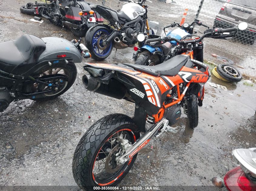 2021 KTM 690 SMC R VBKLSV409MM709926