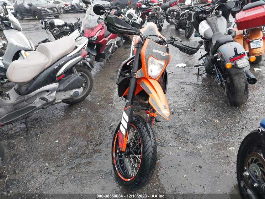 2021 KTM 690 SMC R VBKLSV409MM709926
