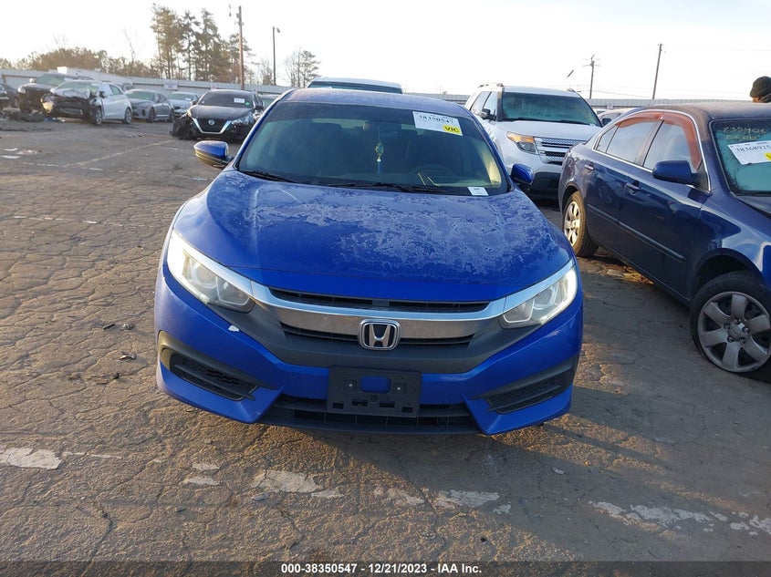 VIN 19XFC2F51JE203245 2018 HONDA CIVIC LX