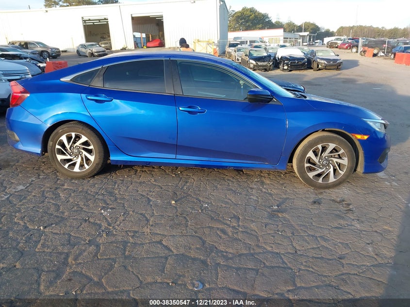VIN 19XFC2F51JE203245 2018 HONDA CIVIC LX