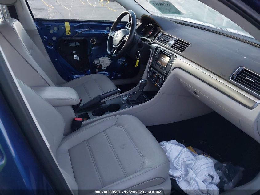 2016 VOLKSWAGEN PASSAT 1.8T R-LINE - 1VWAT7A39GC064945