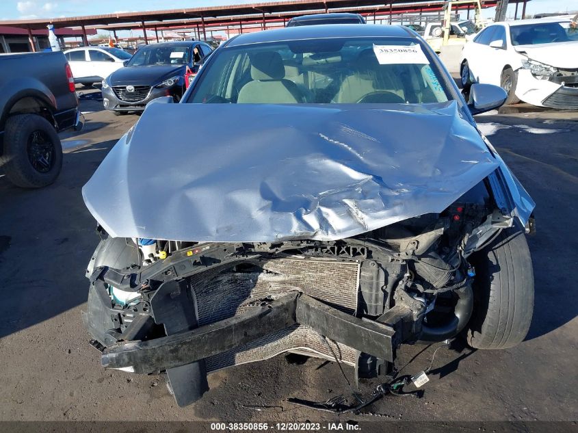 VIN 5NPD74LF8HH146553 2017 HYUNDAI ELANTRA SE