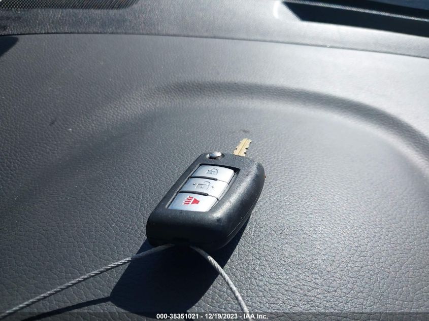 2018 NISSAN ROGUE S/SL - 5N1AT2MT9JC708190