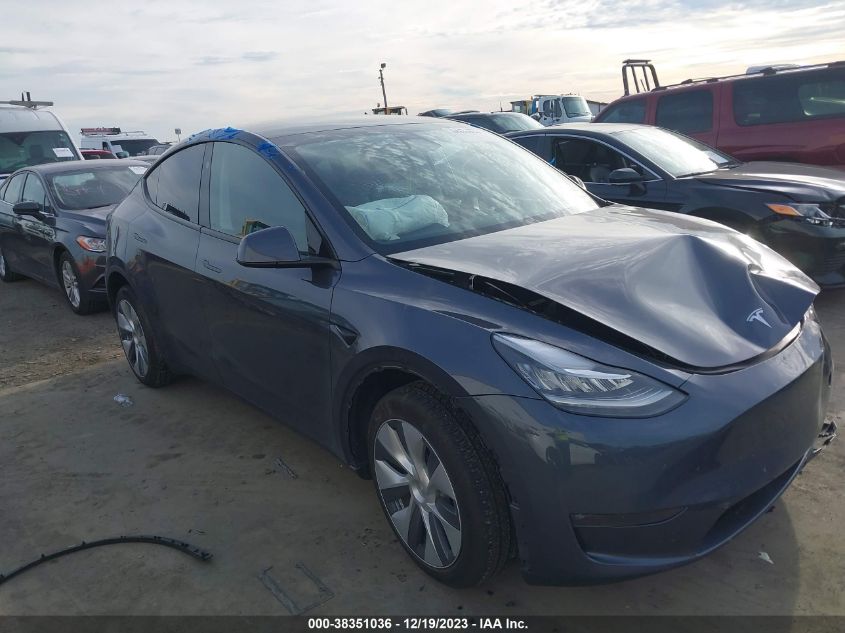 2023 TESLA MODEL Y AWD/LONG RANGE DUAL MOTOR ALL-WHEEL DRIVE - 7SAYGDEE3PA137102
