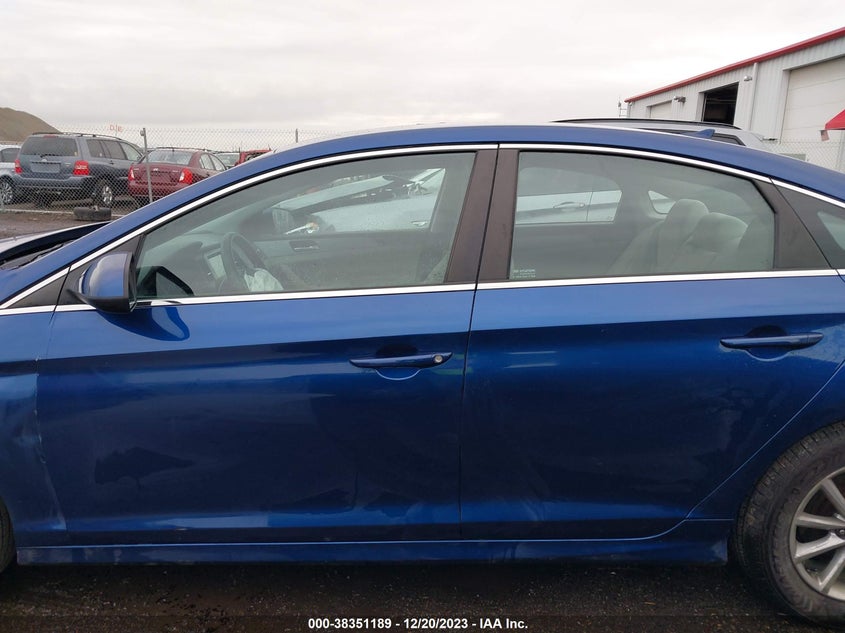 VIN 5NPE24AA2JH700671 2018 HYUNDAI SONATA ECO