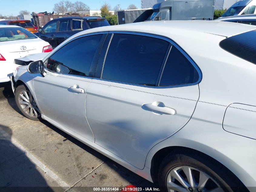 2018 TOYOTA CAMRY LE - JTNB11HK7J3032781
