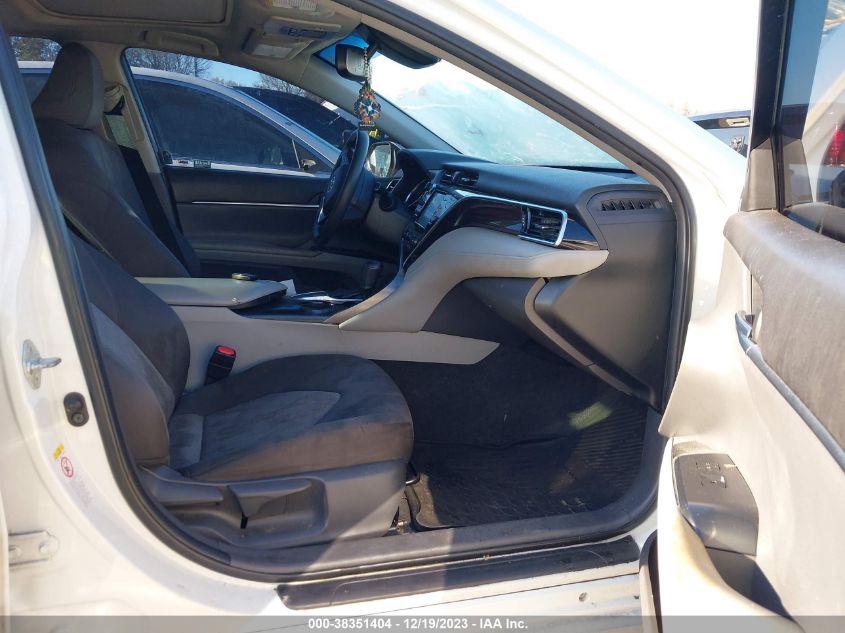2018 TOYOTA CAMRY LE - JTNB11HK7J3032781