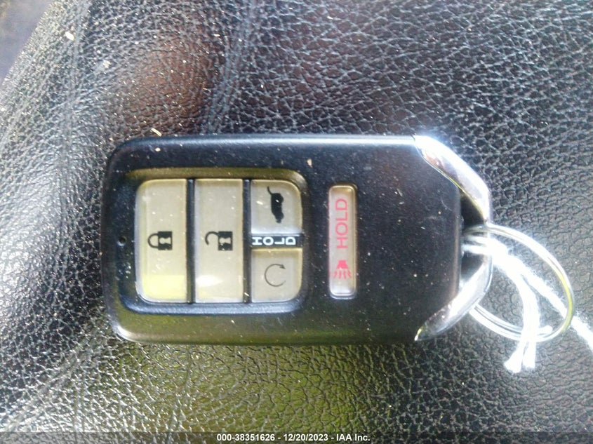 VIN 5FNYF6H95JB063217 2018 HONDA PILOT TOURING