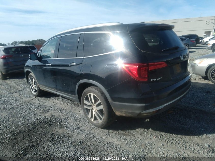 VIN 5FNYF6H95JB063217 2018 HONDA PILOT TOURING