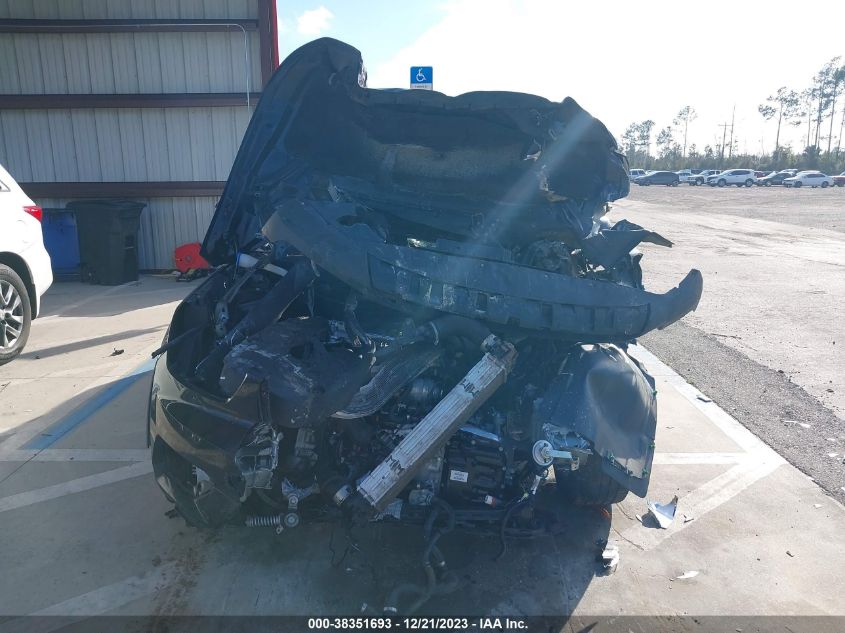 2019 VOLVO XC40 T5 MOMENTUM YV4162UK2K2052244
