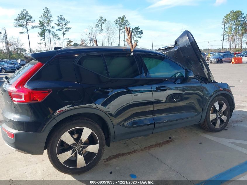 2019 VOLVO XC40 T5 MOMENTUM YV4162UK2K2052244