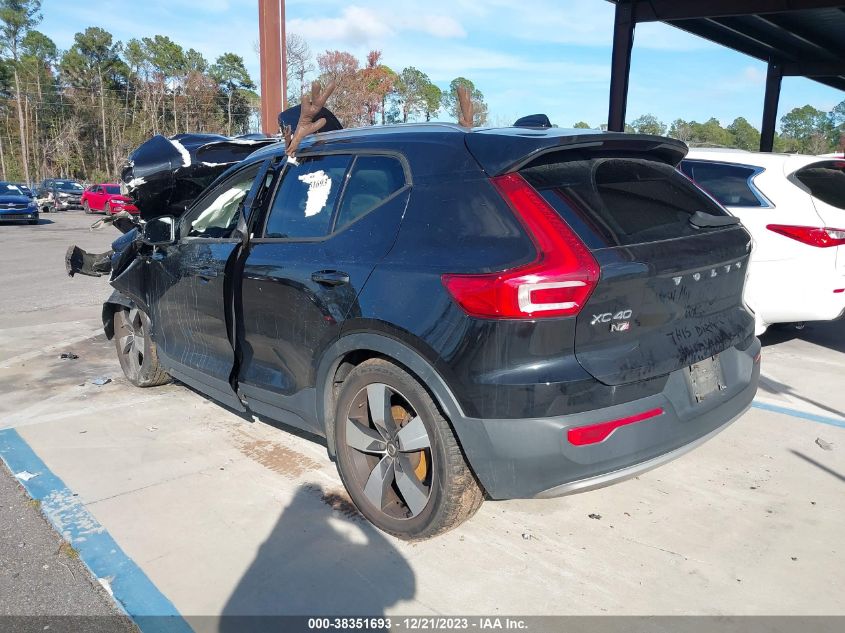 2019 VOLVO XC40 T5 MOMENTUM YV4162UK2K2052244
