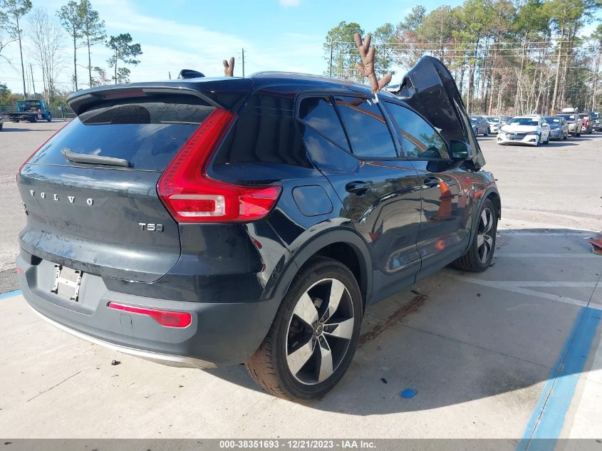 2019 VOLVO XC40 T5 MOMENTUM YV4162UK2K2052244
