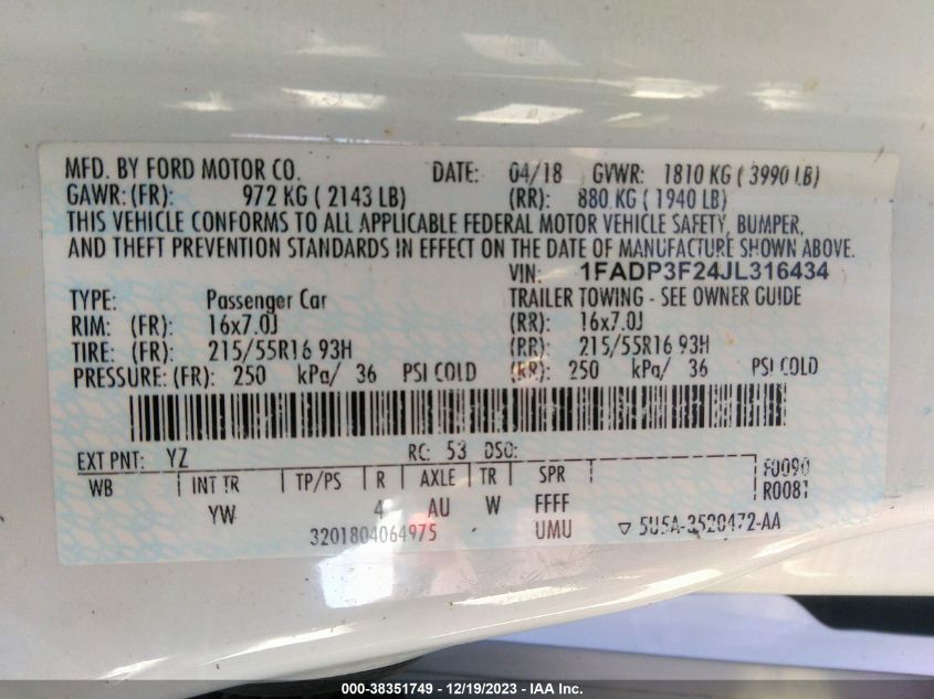 1FADP3F24JL316434 2018 FORD FOCUS, photo no. 9