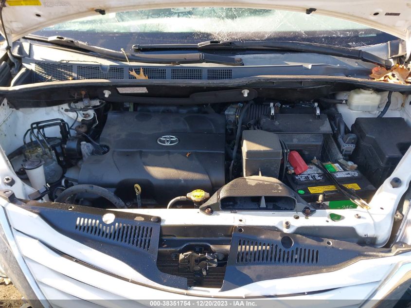 2015 TOYOTA SIENNA LE - 5TDJK3DC9FS110586