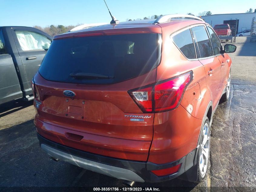 2019 FORD ESCAPE TITANIUM - 1FMCU9J97KUB80135