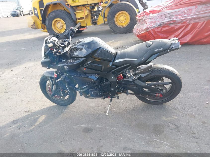 2017 YAMAHA FZ10 JYARN48E5HA000237