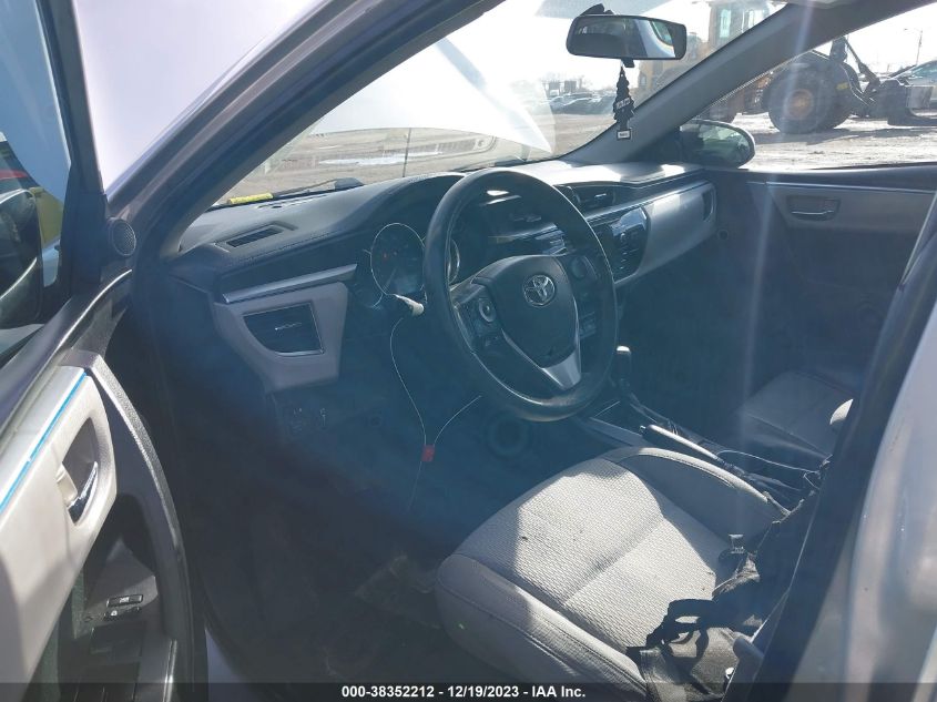 2015 TOYOTA COROLLA LE - 5YFBURHE8FP240896