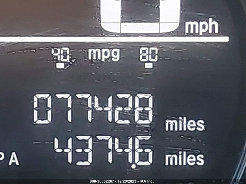 2016 HONDA CIVIC LX - 19XFC2E51GE025380