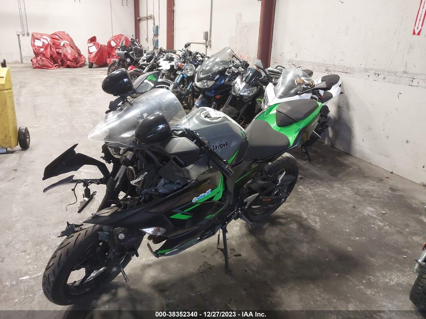 VIN JKAEXKG14KDA31529 2019 KAWASAKI EX400