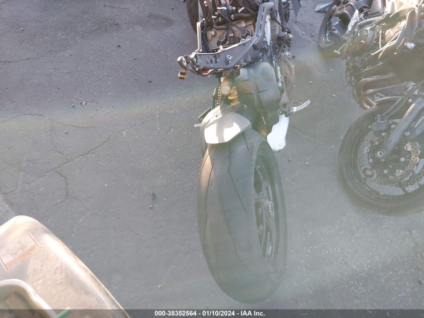 2024 DUCATI PANIGALE V4S ZDMDAGWW8RB007156