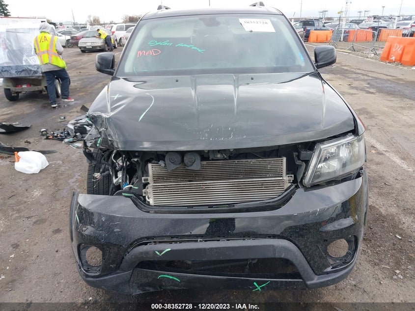 VIN 3C4PDDEG7KT708882 2019 DODGE JOURNEY GT