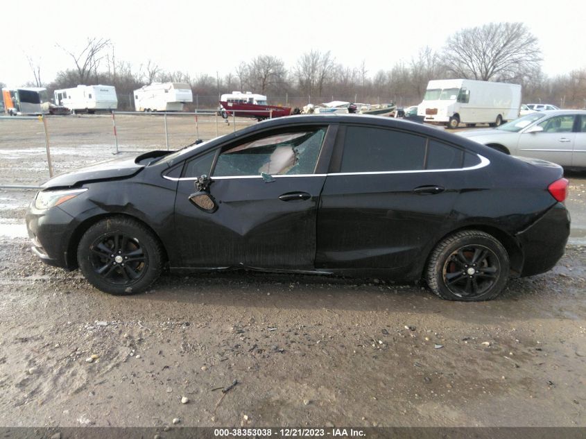 2018 CHEVROLET CRUZE LT - 1G1BE5SM9J7179275