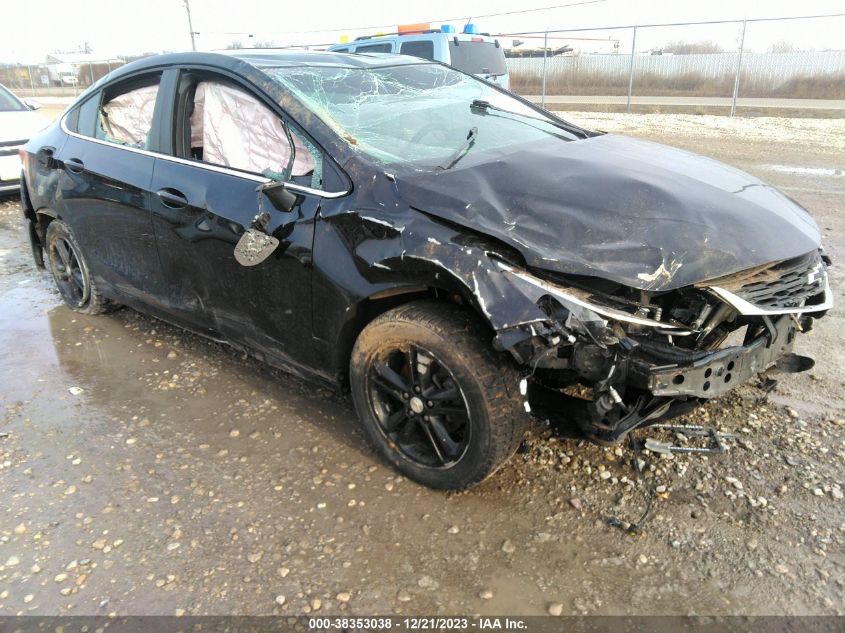 2018 CHEVROLET CRUZE LT - 1G1BE5SM9J7179275