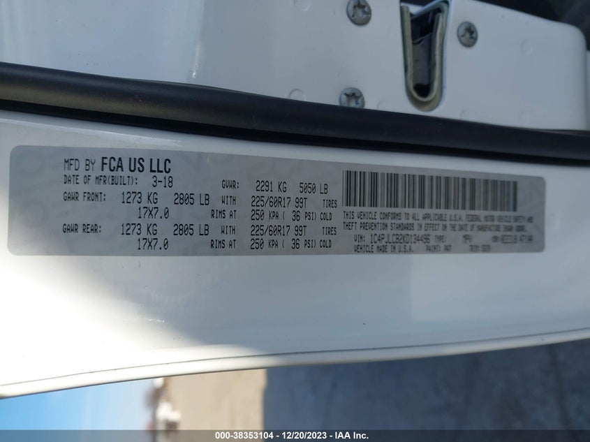 VIN 1C4PJLCB2KD134496 2019 JEEP CHEROKEE LATITUDE