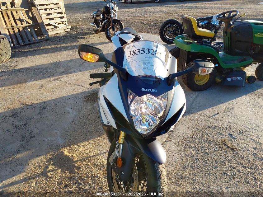 2023 SUZUKI GSX-R750 - JS1GR7MA4P7101456