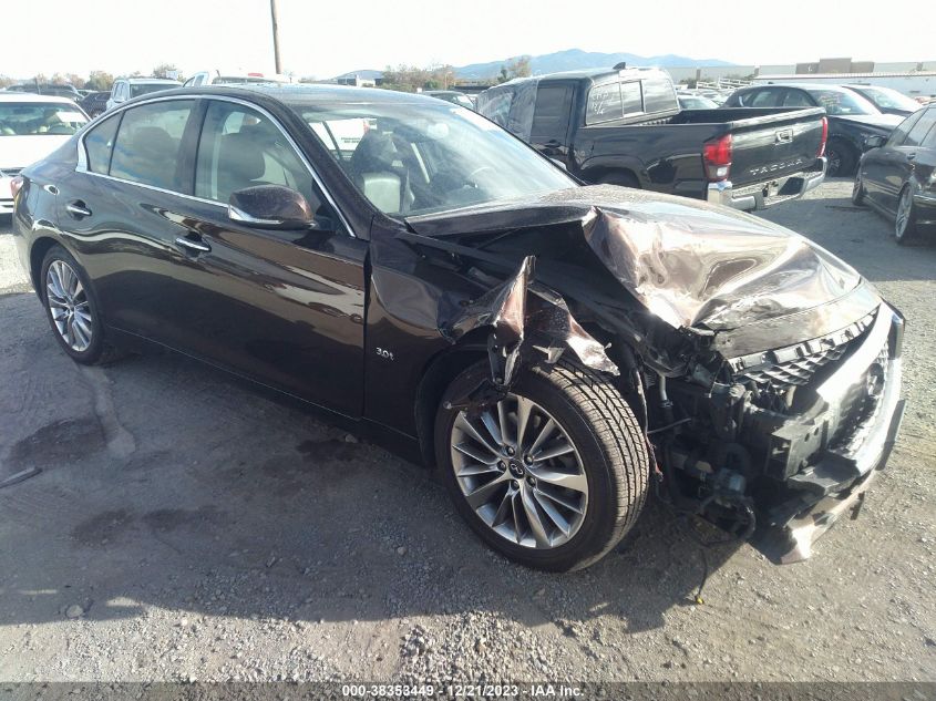 2018 INFINITI Q50 LUXE/SPORT - JN1EV7AP4JM590275