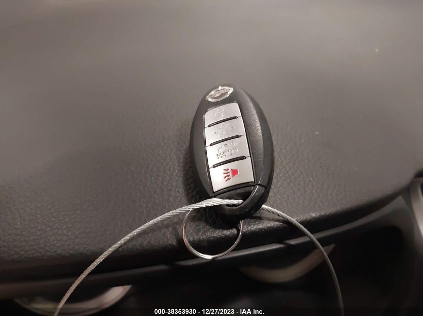 2014 NISSAN SENTRA SR - 3N1AB7AP9EY319920