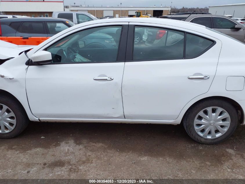 2019 NISSAN VERSA S/S PLUS/SV - 3N1CN7AP1KL857049