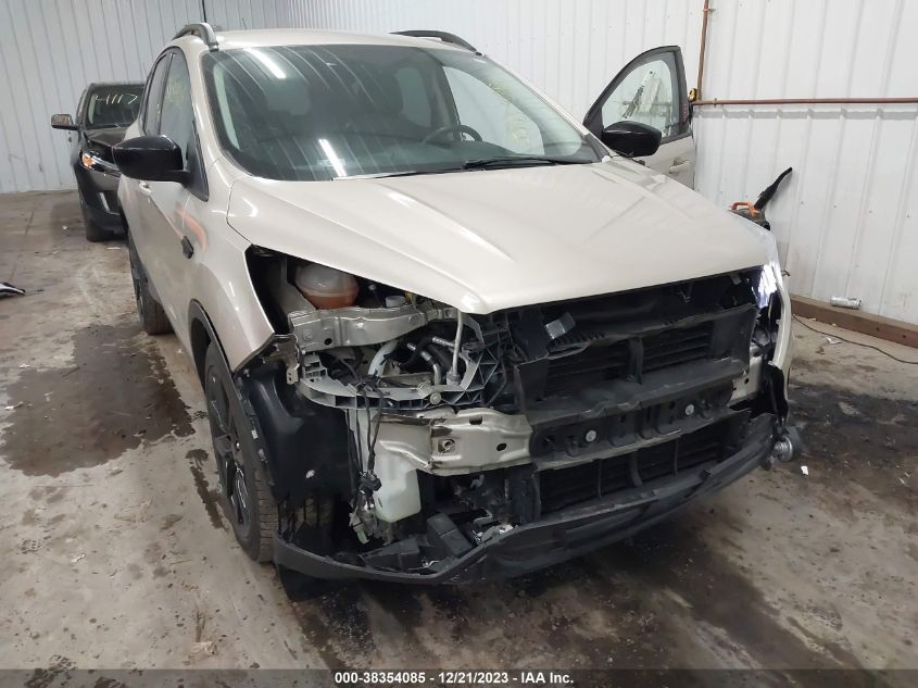 2017 FORD ESCAPE SE - 1FMCU9GD1HUD07062