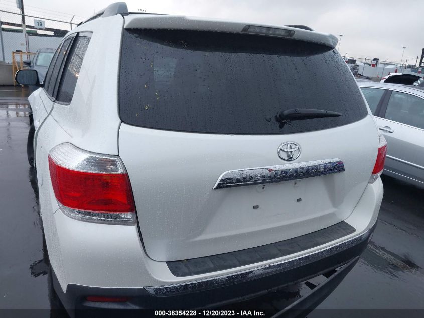2013 TOYOTA HIGHLANDER PLUS/SE - 5TDZK3EH4DS117939