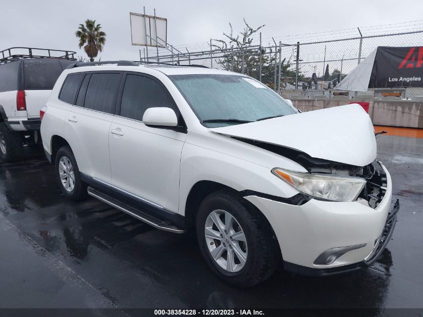 2013 TOYOTA HIGHLANDER PLUS/SE - 5TDZK3EH4DS117939