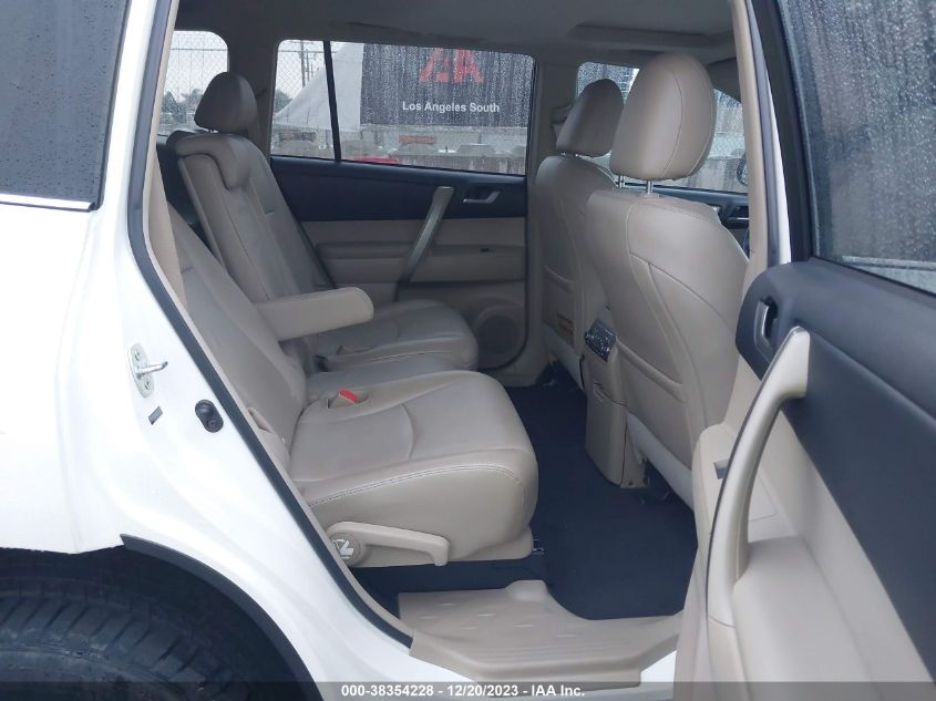 2013 TOYOTA HIGHLANDER PLUS/SE - 5TDZK3EH4DS117939