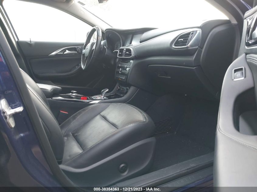 2018 INFINITI QX30 LUXURY/PREMIUM/SPORT SJKCH5CR7JA044583