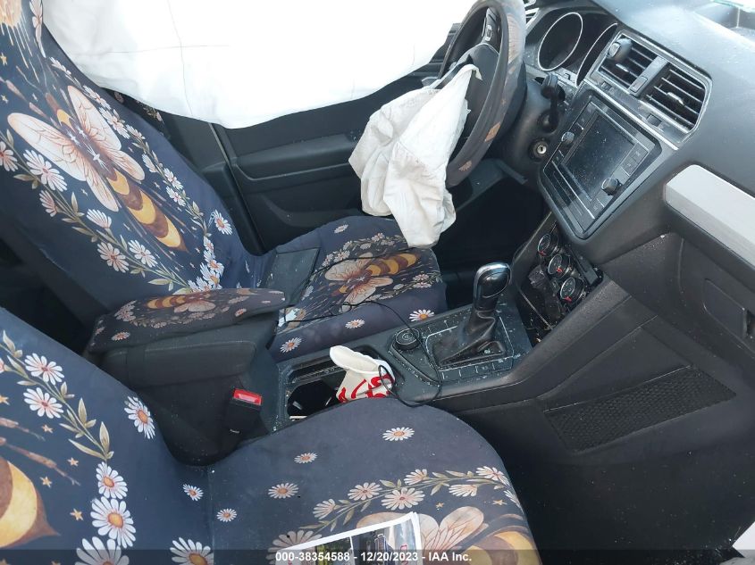 2020 VOLKSWAGEN TIGUAN - 3VVOB7AX0LM043514