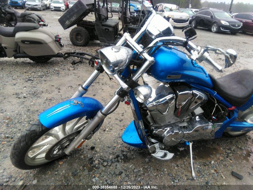 2010 HONDA VT1300 CX JH2SC6109AK002750