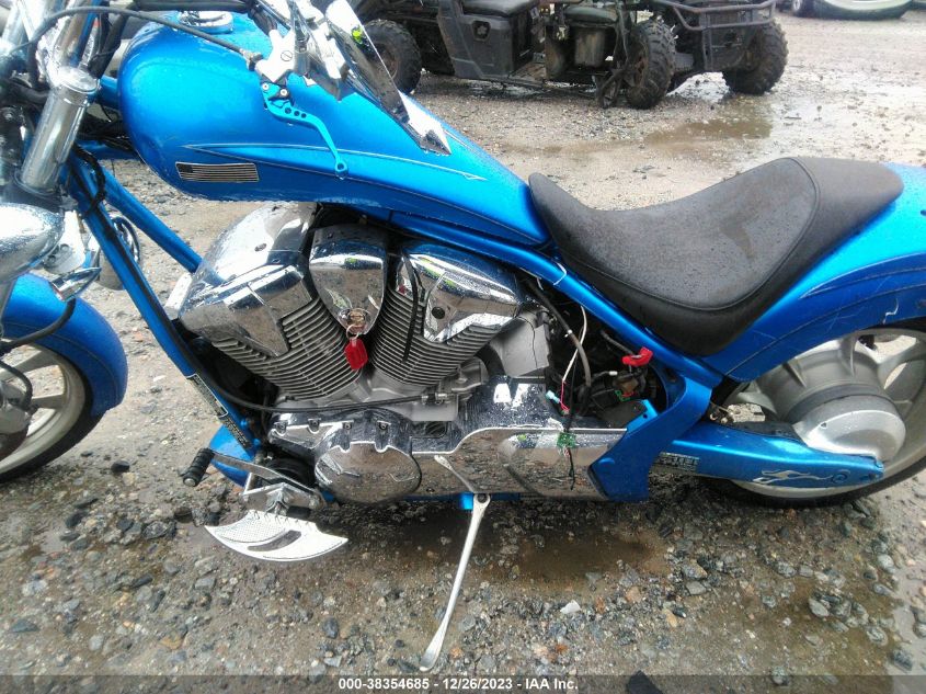 2010 HONDA VT1300 CX JH2SC6109AK002750