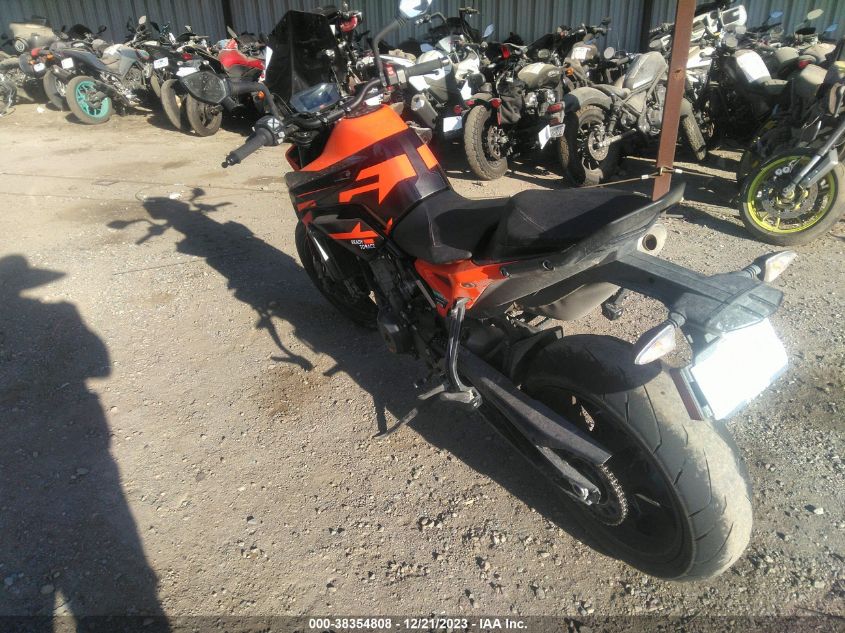 2022 KTM 890 DUKE R - VBKTU9408NM840932
