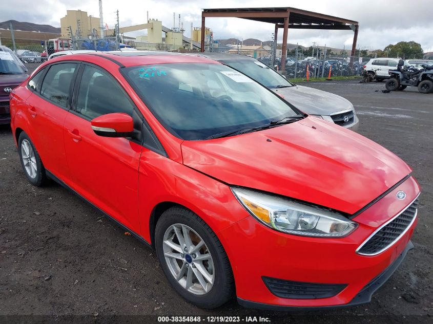 2015 FORD FOCUS SE - 1FADP3F23FL317310