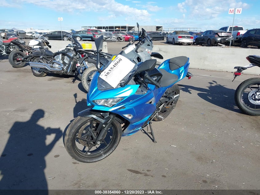 VIN JKAEXKG19KDA28738 2019 KAWASAKI EX400