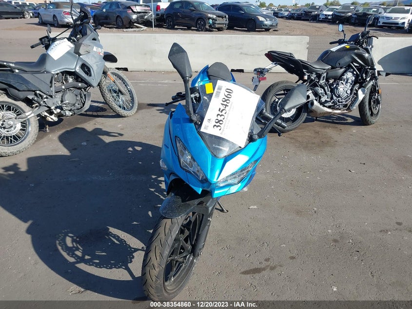 VIN JKAEXKG19KDA28738 2019 KAWASAKI EX400
